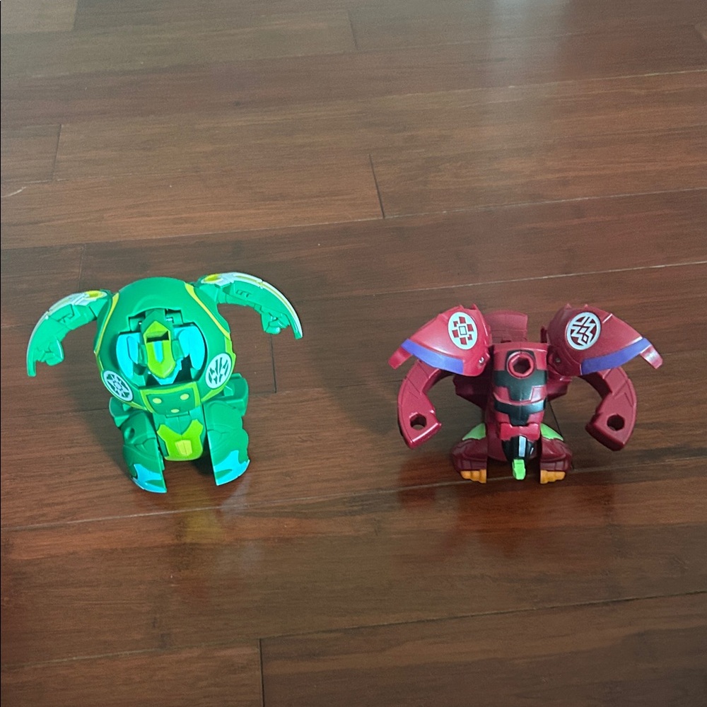 Transforming Robot Toy Set - Green and Red